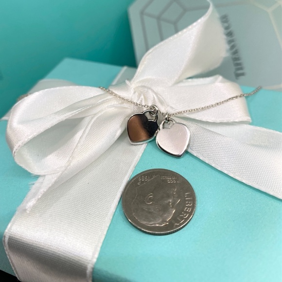 Tiffany & Co Double Heart “Return to Tiffany”  16” silver 925  box - Picture 5 of 6